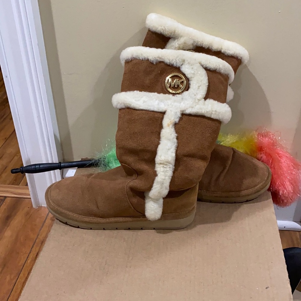 Winter boots